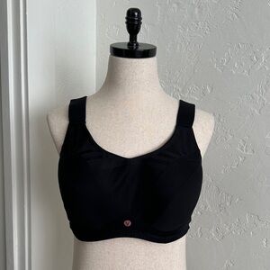 Black Women's Livi Sports Bra